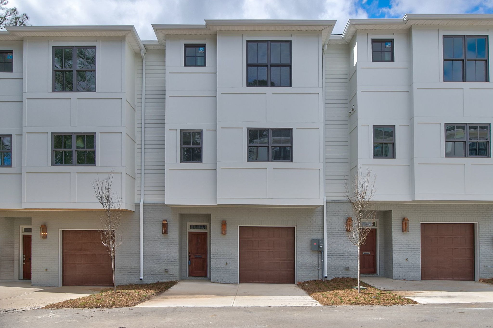 Townhouse-style multi-family housing built by WilsonCo in Cayce South Carolina